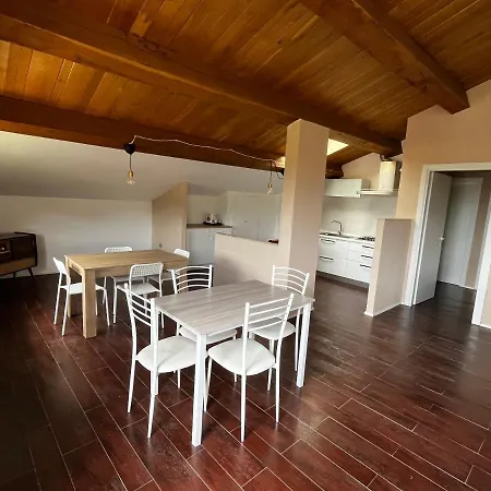 Camera Privata Nel Loft Di Lori Gubbio