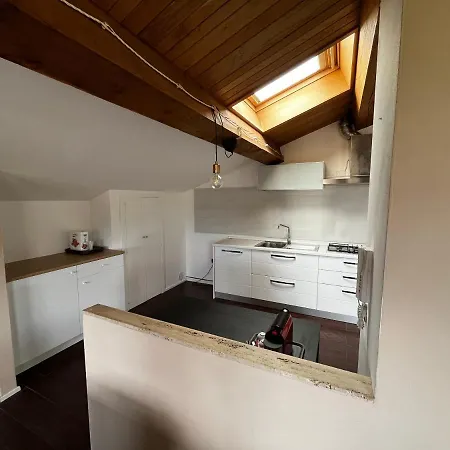 Camera Privata Nel Loft Di Lori 3*